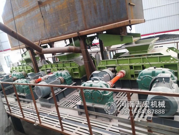 高硬度礦石用什么破碎機比較好,推薦對輥破碎機！